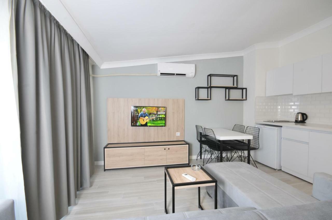 Club Sema Suite Hotel Marmaris Exterior photo